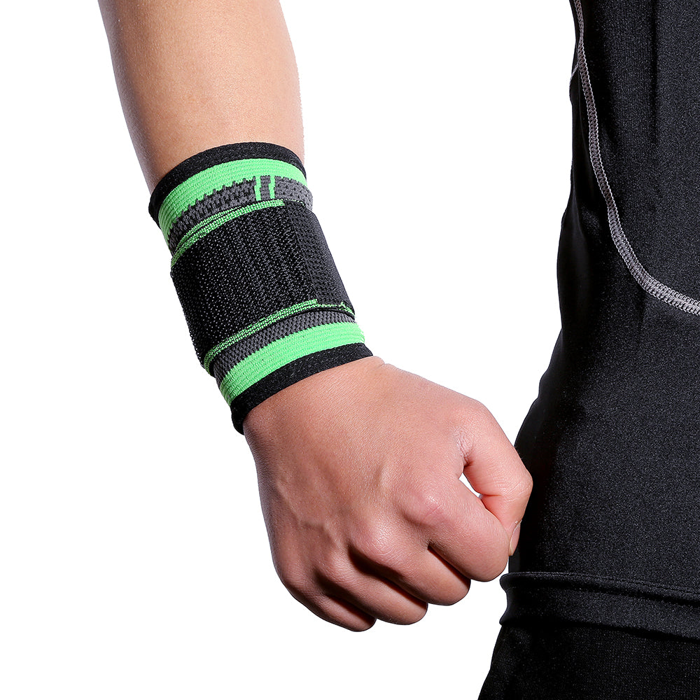 1PCS Adjustable Wrist Support Brace Brand Wristband Men and Women Gym Wrestle Professional Sports Protection Wrist